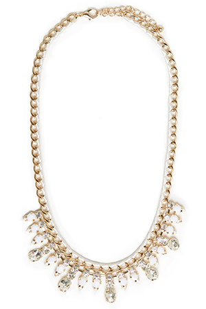 DAILYLOOK Threaded Chain & Crystal Necklace