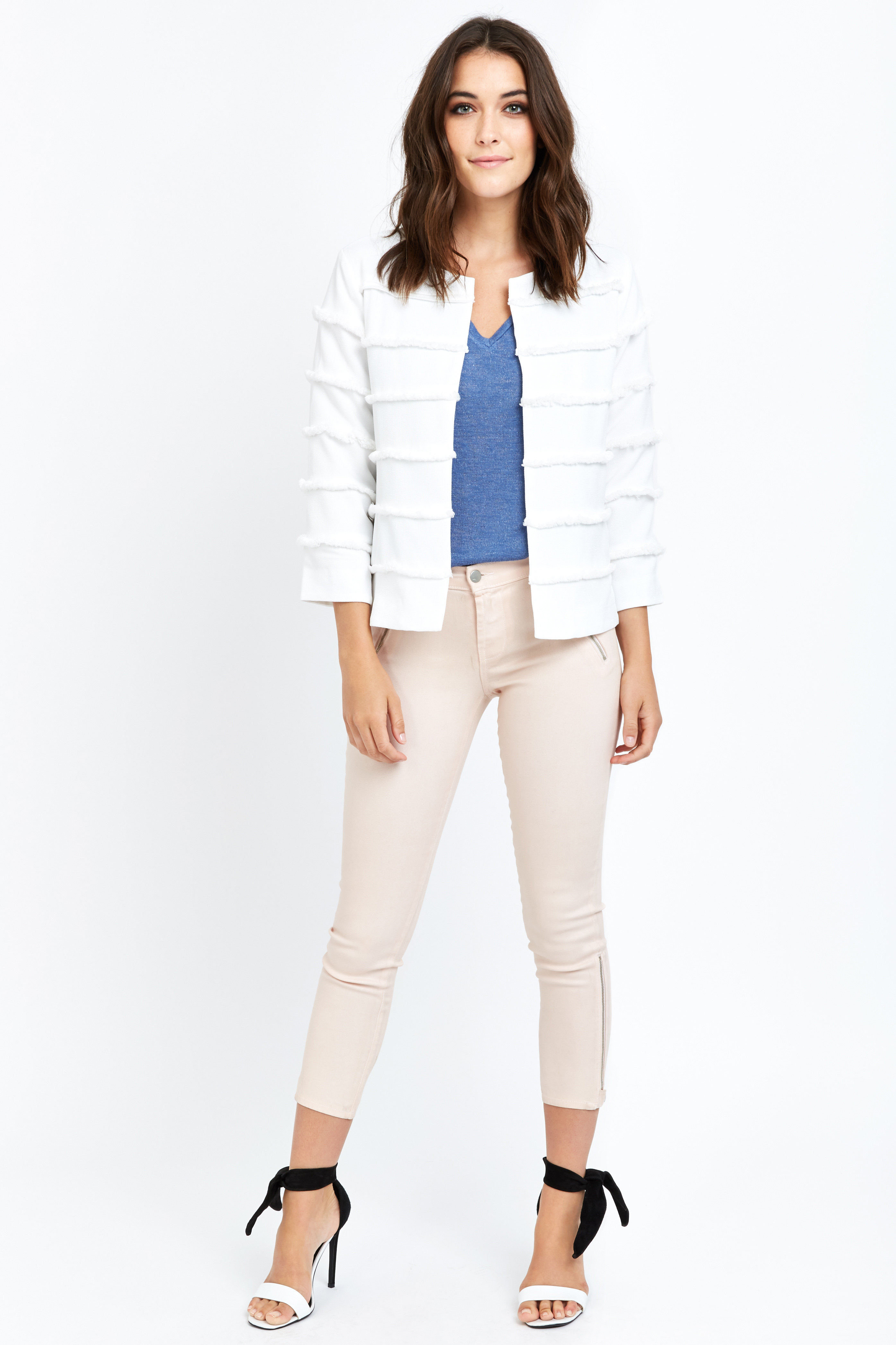 LOOK 528 BASIC BUT NEVER BASIC SET