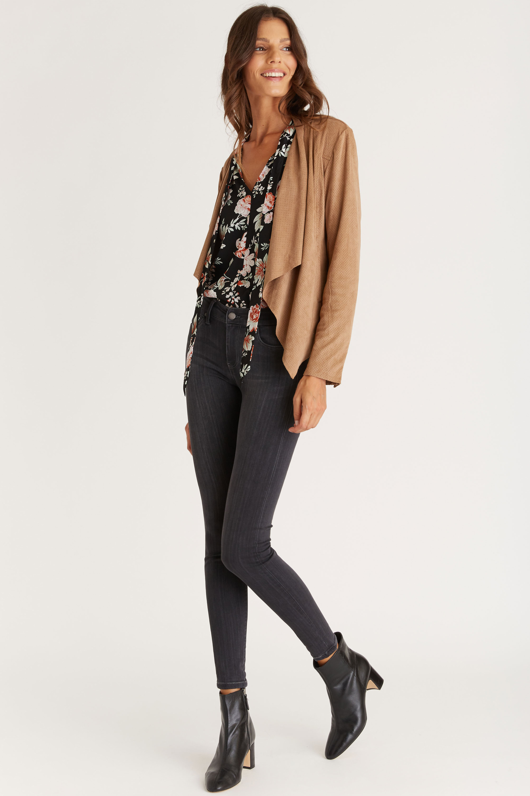 6796 | DAILYLOOK