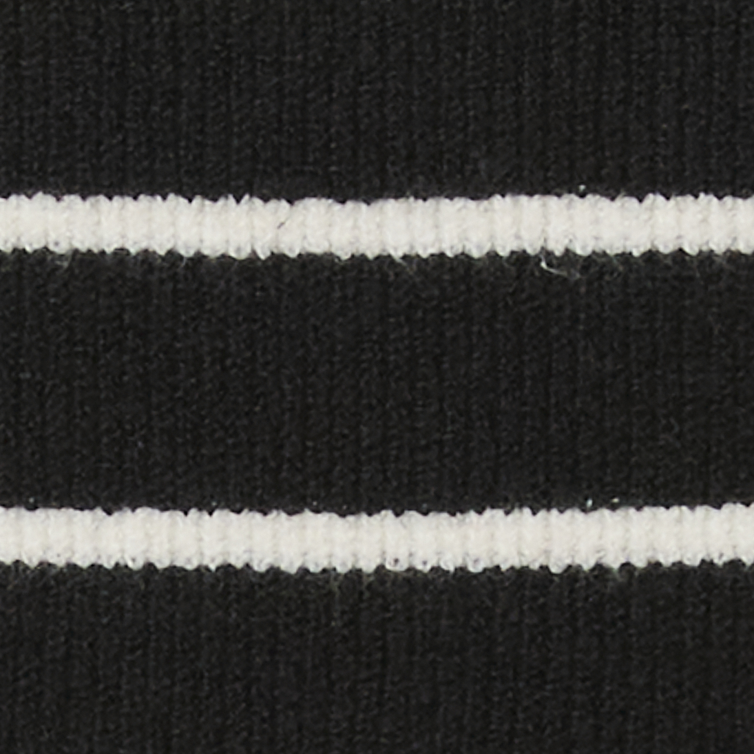 Black/Ivory