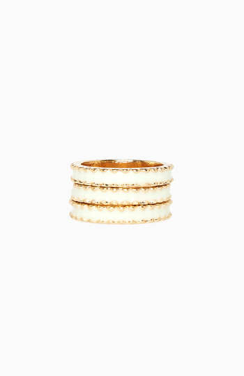 Scalloped Edge Ring Set Slide 1