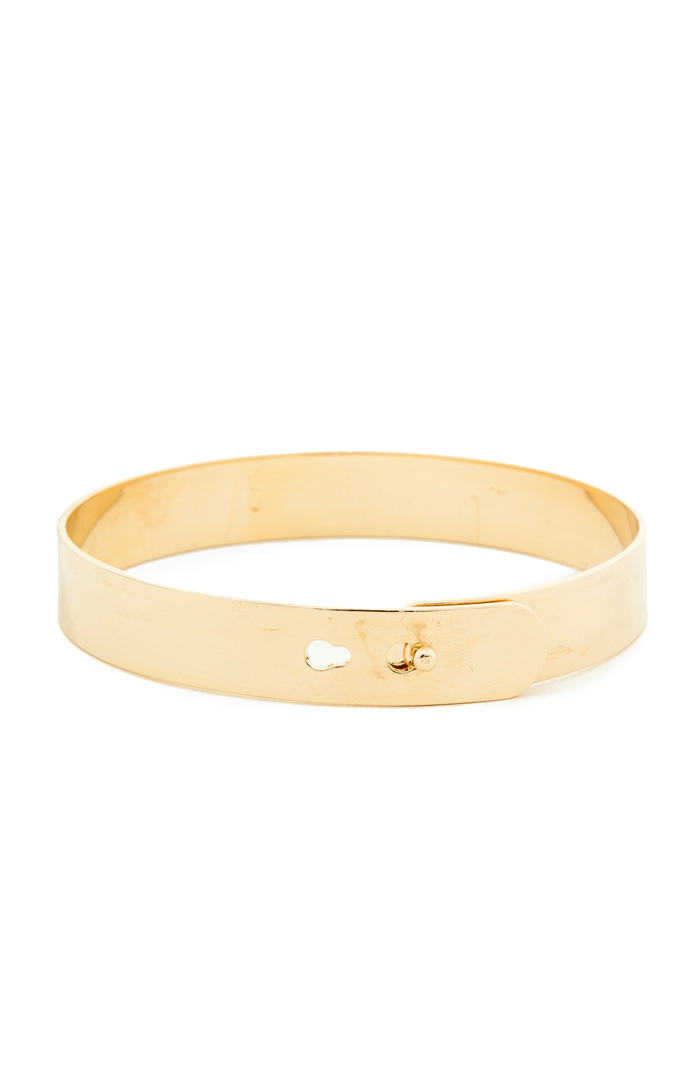 DAILYLOOK Flat Bangle Bracelet in Gold DAILYLOOK