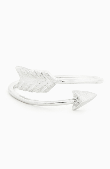 Curved Arrow Ring Slide 1