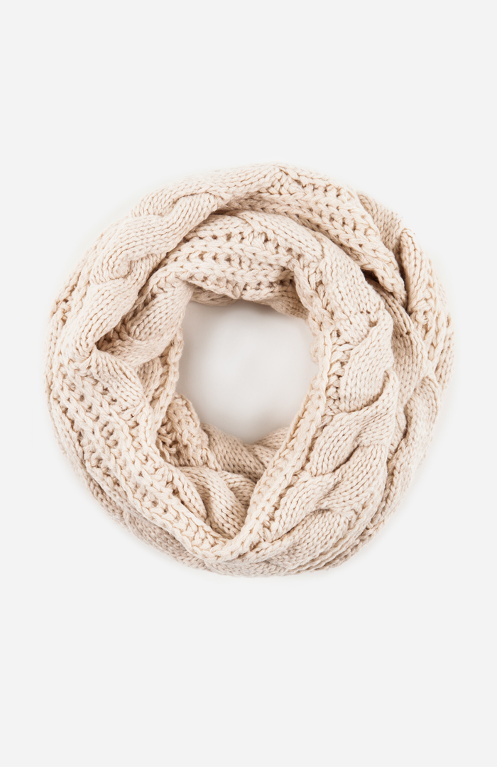 Cable Knit Infinity Scarf in Beige DAILYLOOK