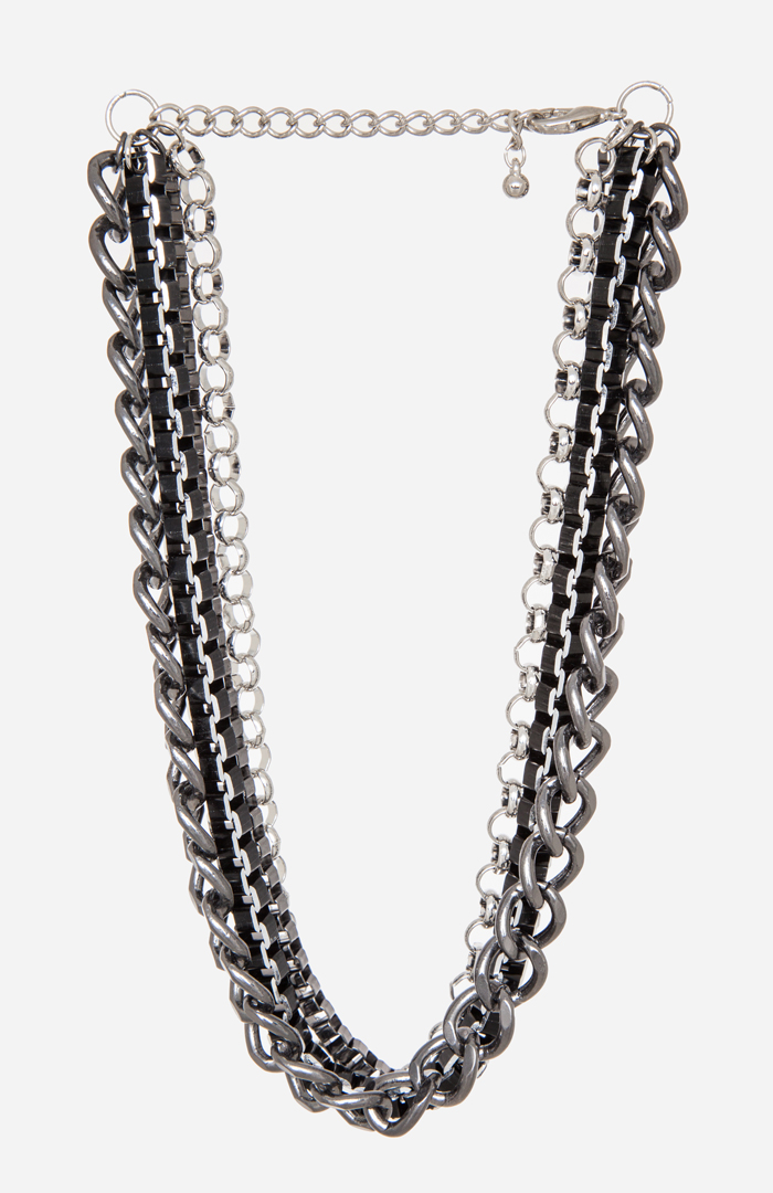 DAILYLOOK Layered Link Necklace in Gunmetal | DAILYLOOK