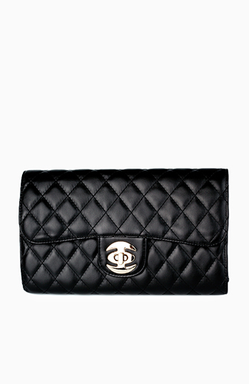 Quilted Twist Buckle Clutch Slide 1