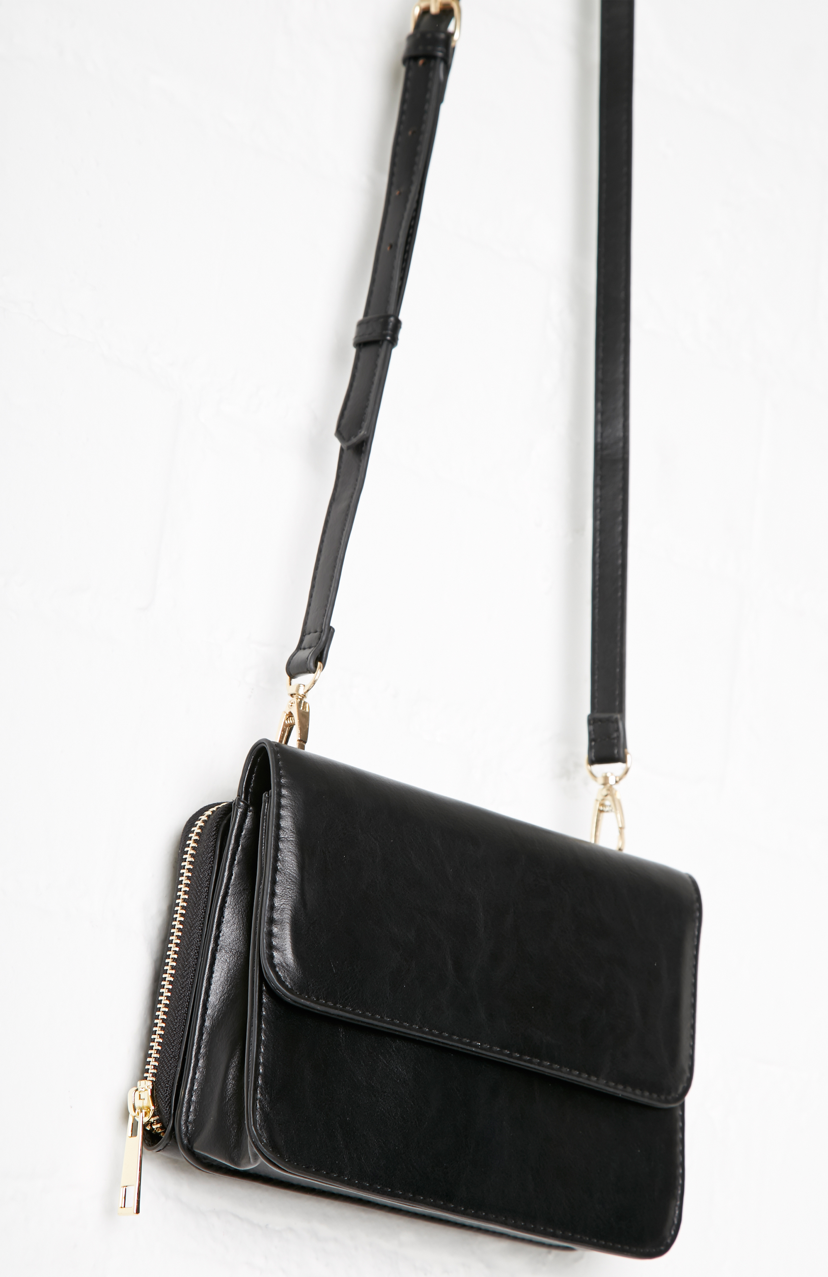 Vegan Leather Structured Crossbody Purse in Black DAILYLOOK