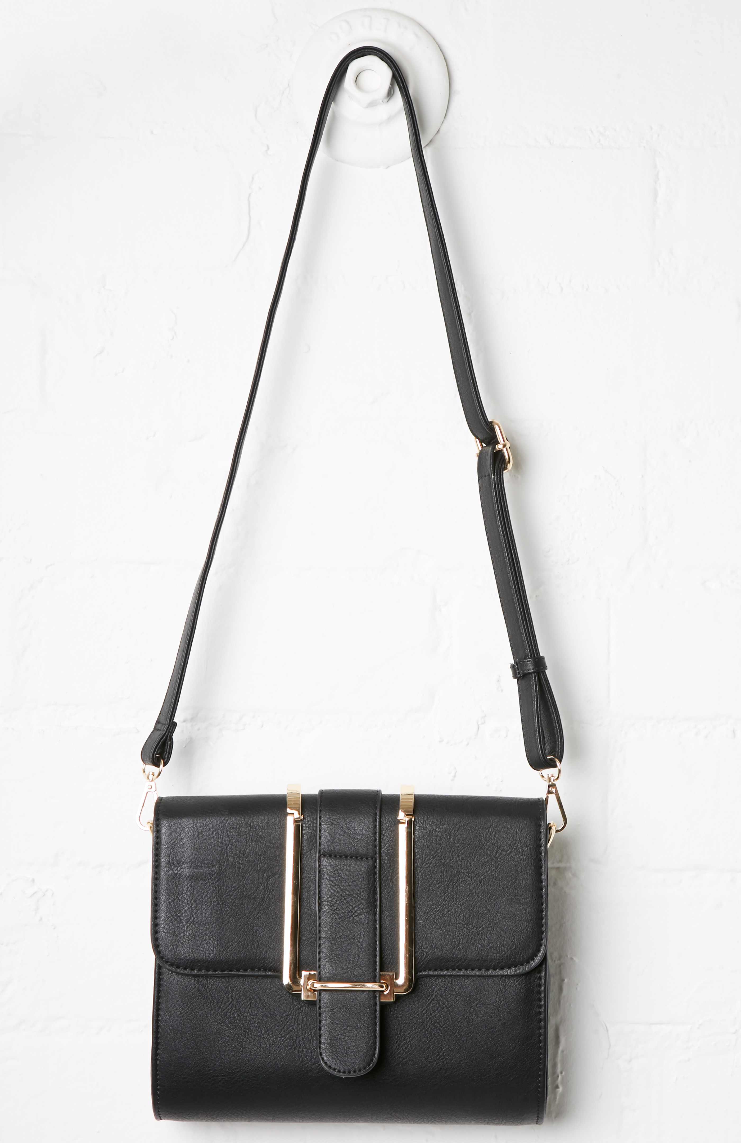 Janine Vegan Leather Metal Flap Crossbody Purse in Black DAILYLOOK