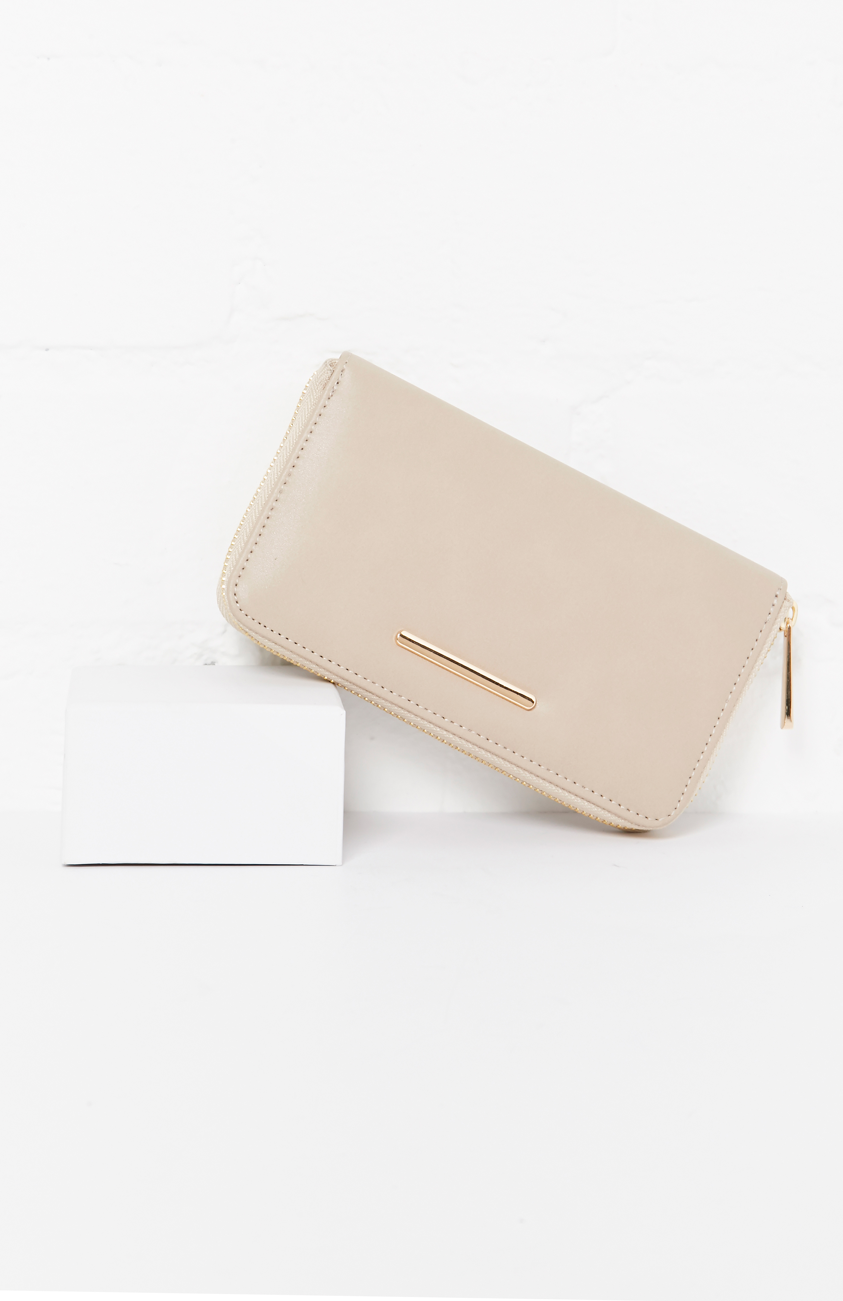 Mercury Rising Vegan Leather Zip Wallet in Beige DAILYLOOK
