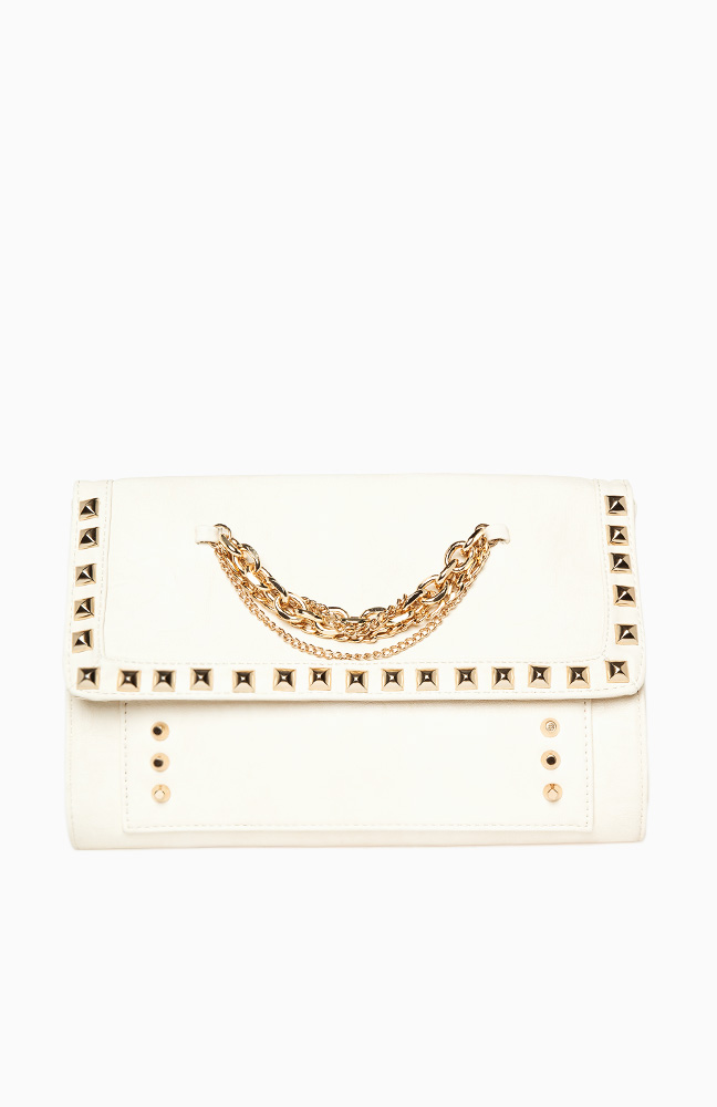 Studded Chain Link Clutch in Cream DAILYLOOK
