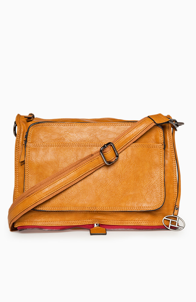 Zipper Trim Messenger Bag in Camel DAILYLOOK