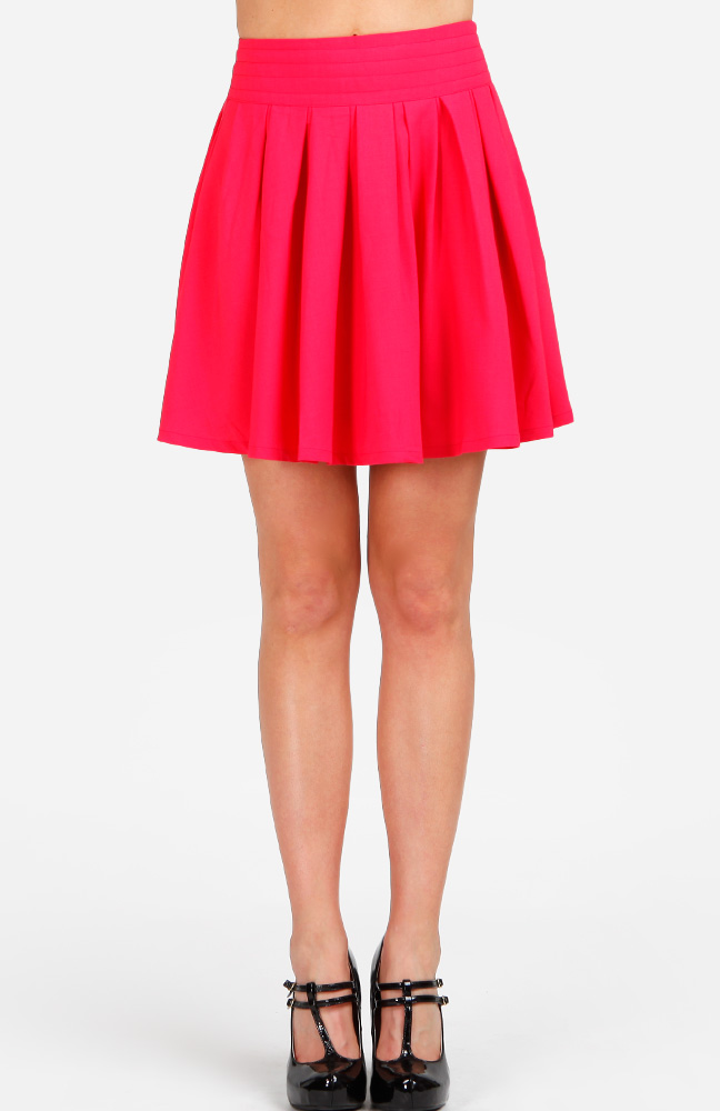 Bright Pleated Circle Skirt in Fuchsia | DAILYLOOK