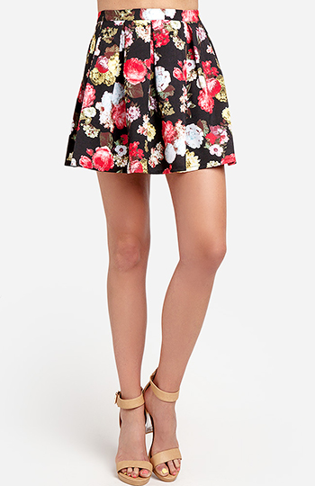 Midnight Blooms Skirt in Black | DAILYLOOK