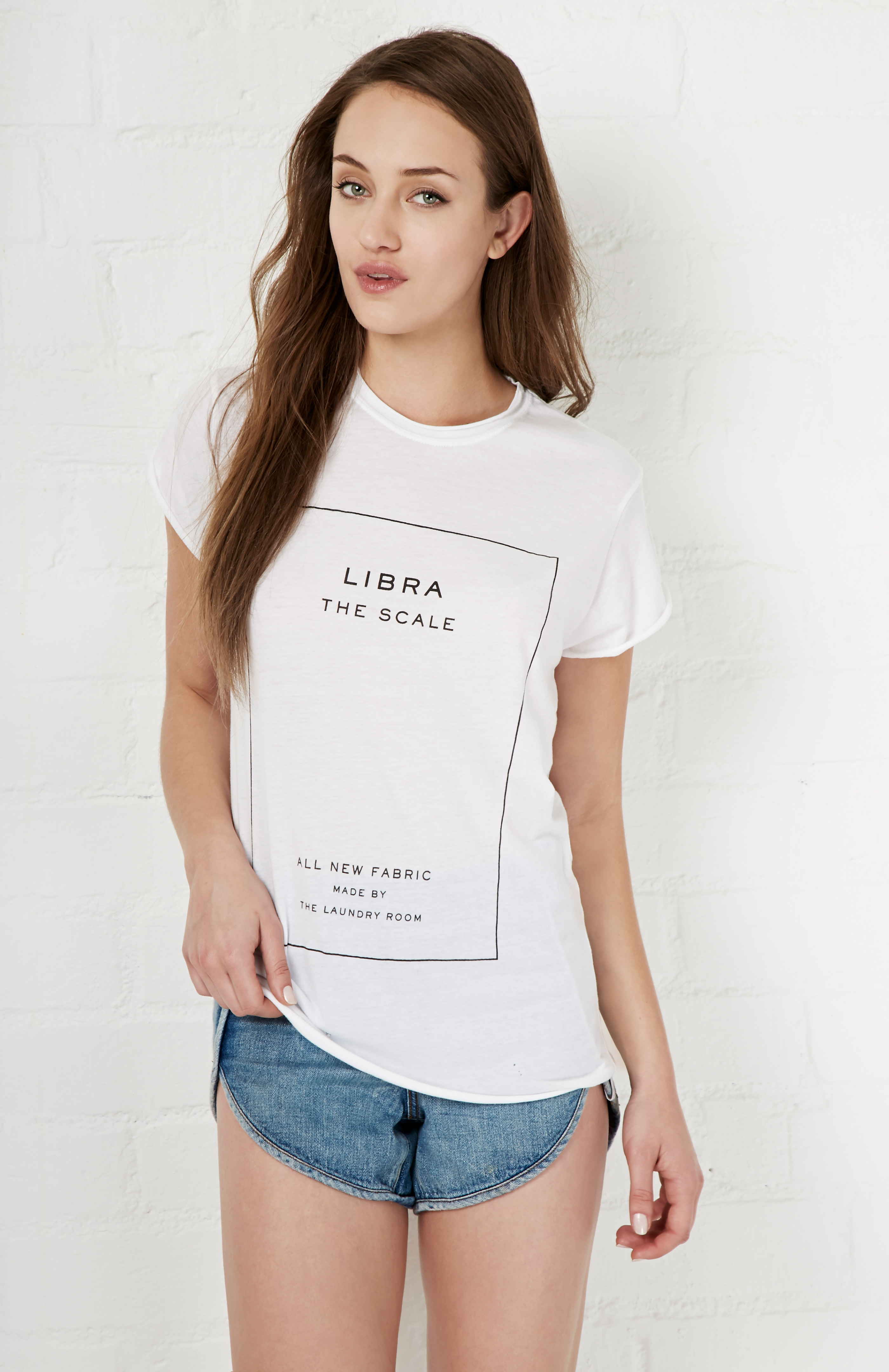 The Laundry Room Libra Label Rolling Tee in White | DAILYLOOK