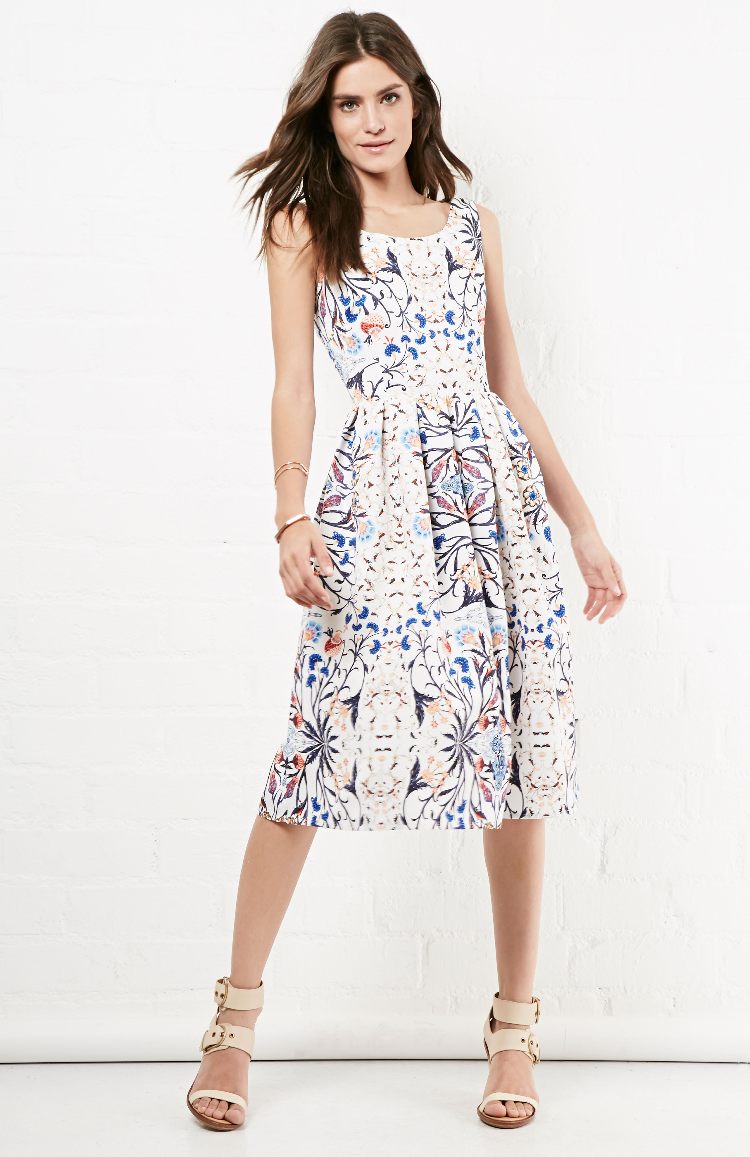 Glamorous Floral Print Pleated Midi Dress in Floral Multi DAILYLOOK