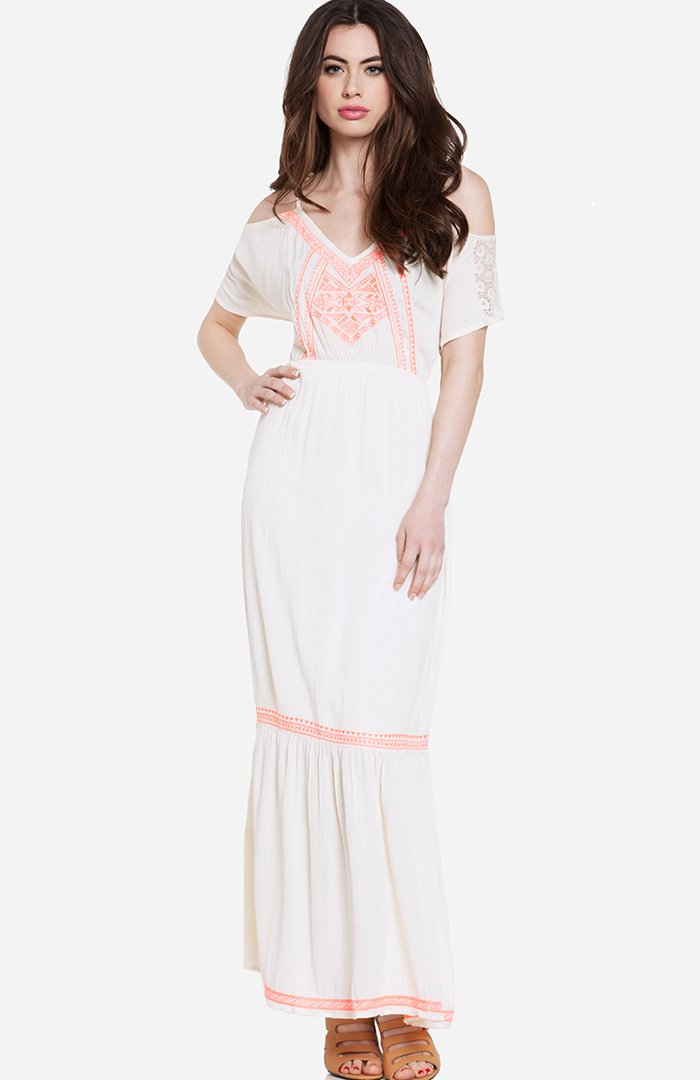 Boho Embroidered Maxi Dress in Ivory DAILYLOOK