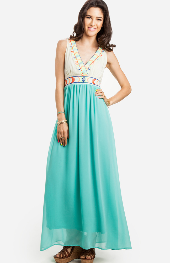 Embroidered Top Maxi Dress in Mint DAILYLOOK
