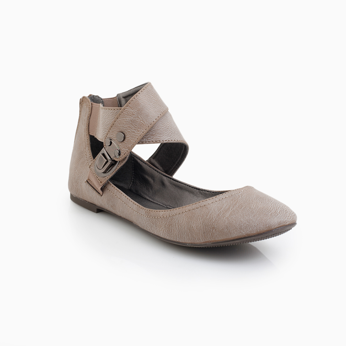 Cross Ankle Strap Flats in Tan | DAILYLOOK