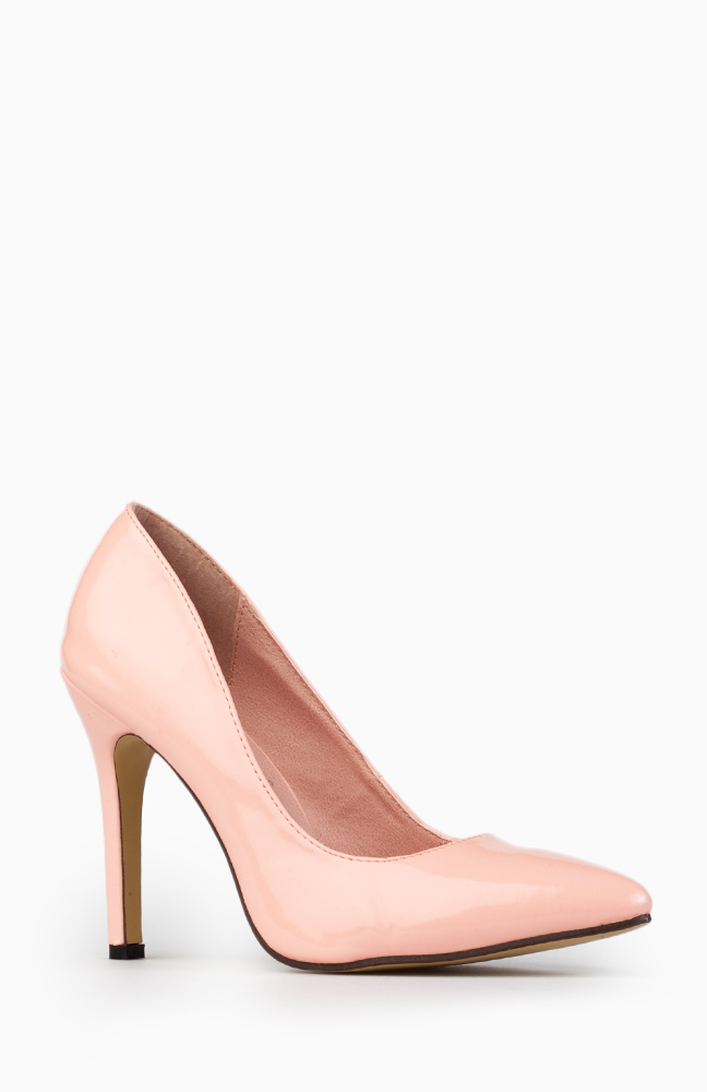 Spring Classic Pumps in Pink | DAILYLOOK