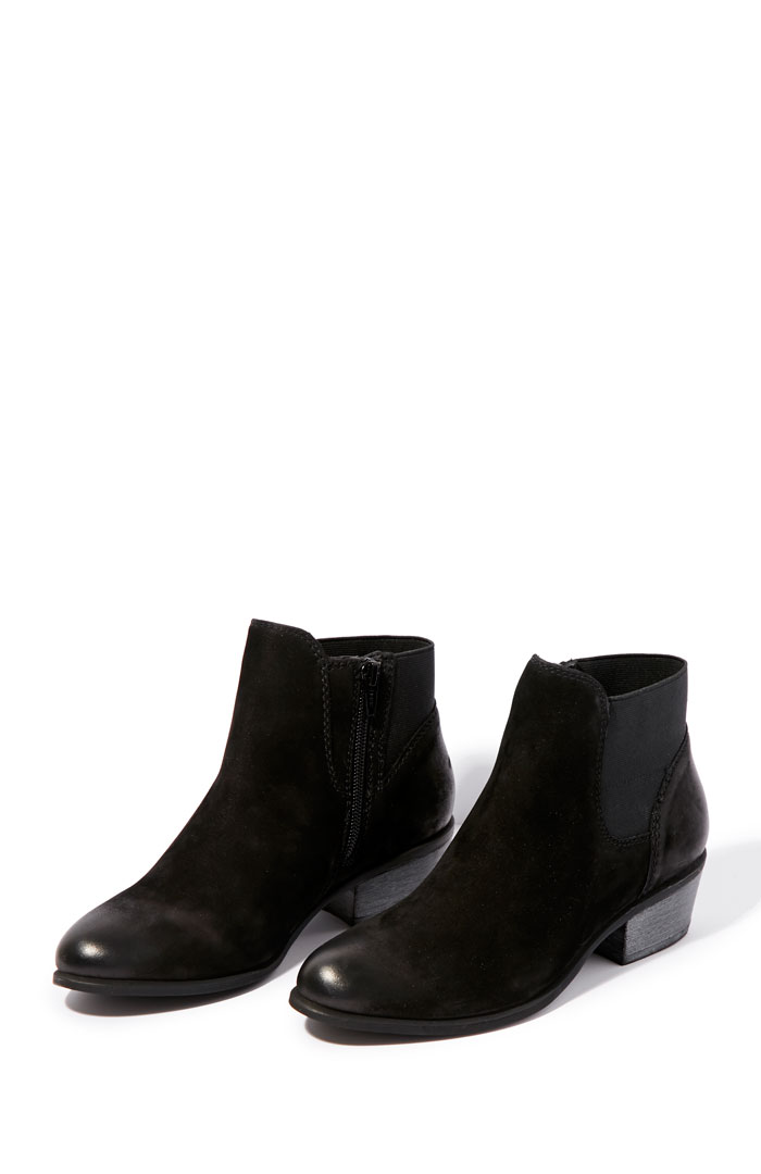 steve madden expert black booties