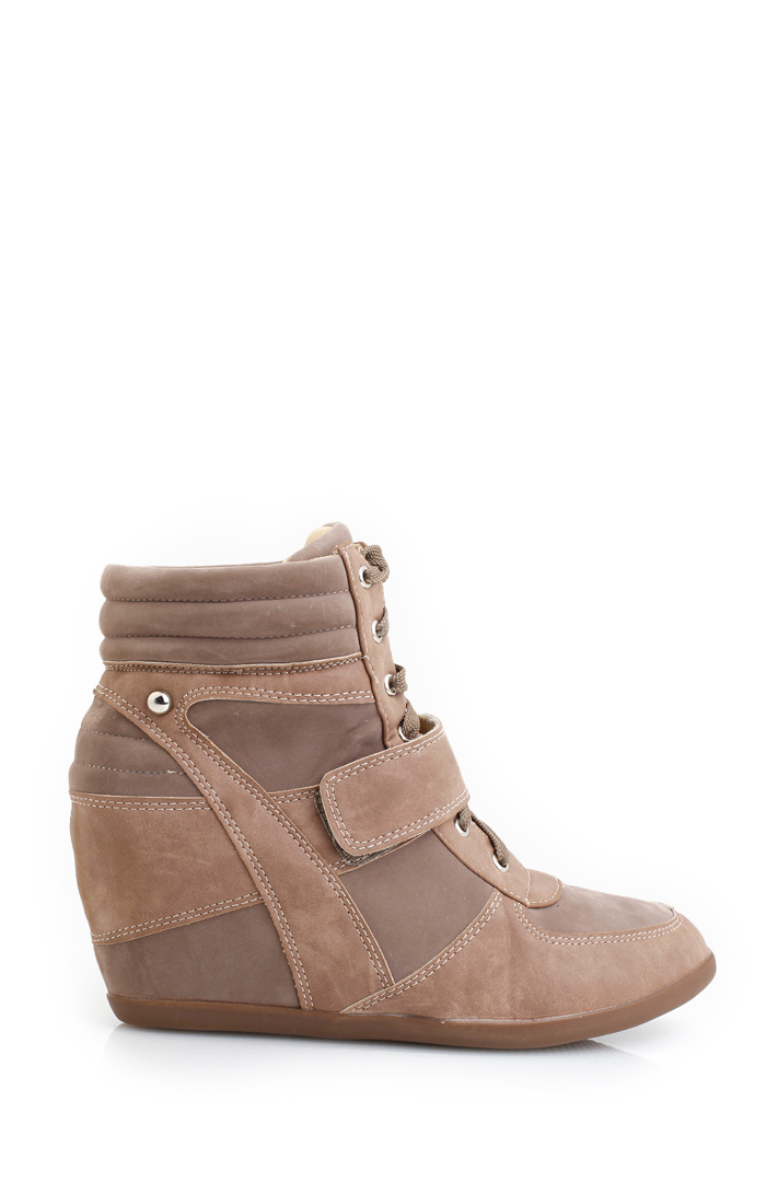 wedge sneaker look