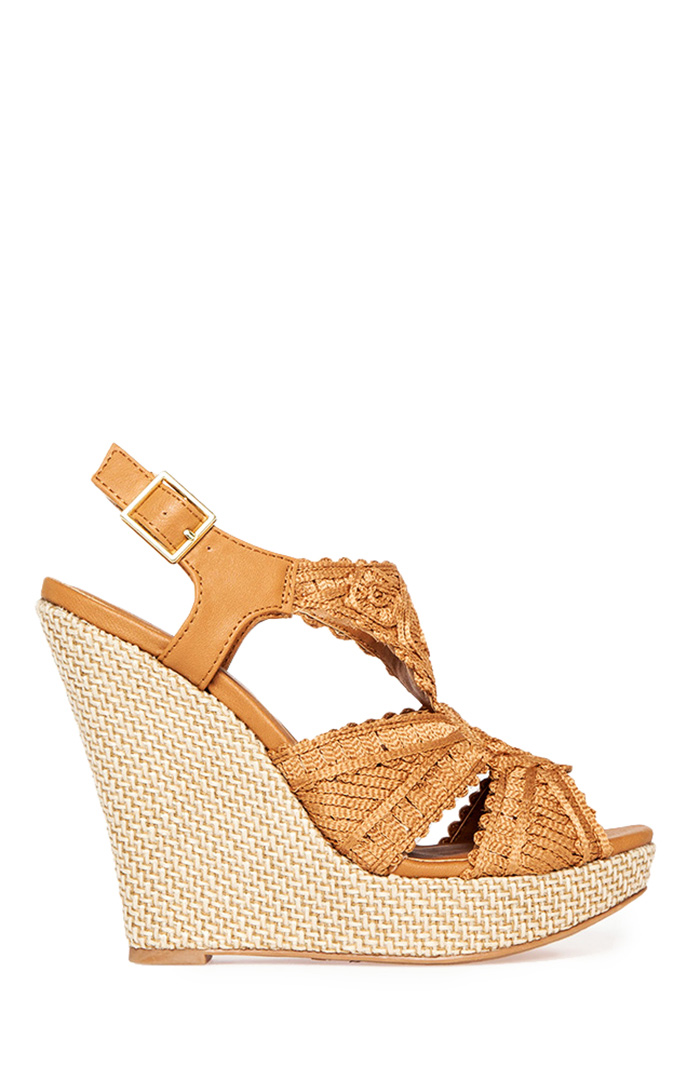 Ribbon Basket Wedges in Tan DAILYLOOK
