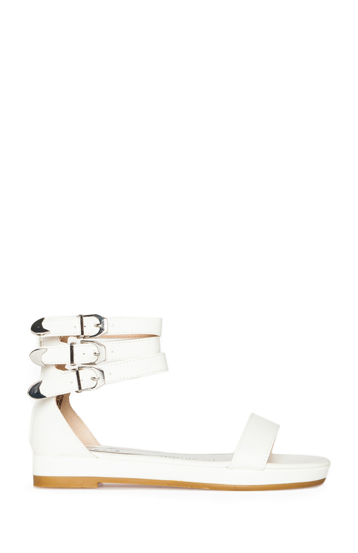 Buckled Up Platform Sandals in White | DAILYLOOK