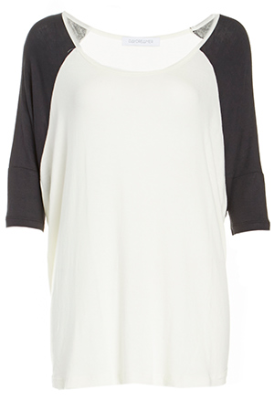 DAYDREAMER The Raglan Scoop Neck Tee