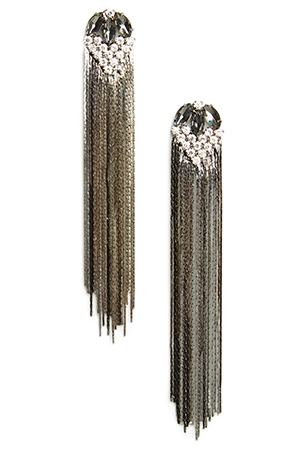 DAILYLOOK Fringe Earrings