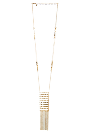DAILYLOOK Fringe Ladder Necklace