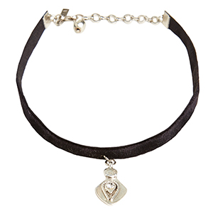 Vanessa Mooney Velvet Teardrop Choker