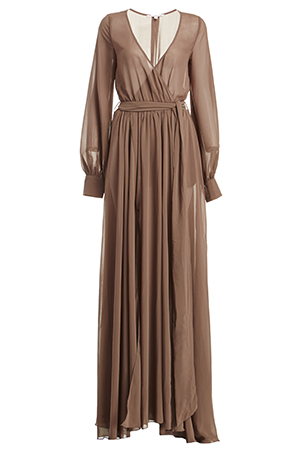 DAILYLOOK Witherspoon Chiffon Maxi Dress in Taupe | DAILYLOOK