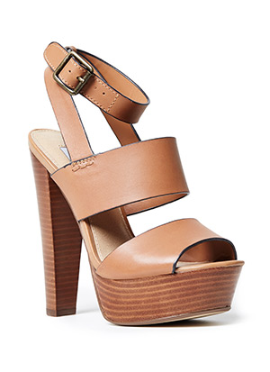 Steve Madden Dezzzy Platform Sandals in Cognac | DAILYLOOK