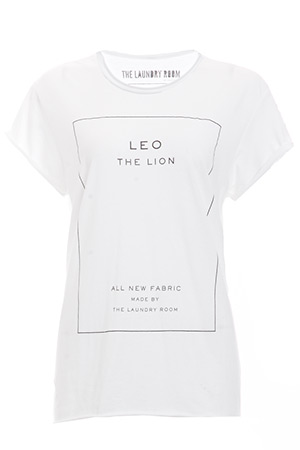 The Laundry Room Leo Label Rolling Tee