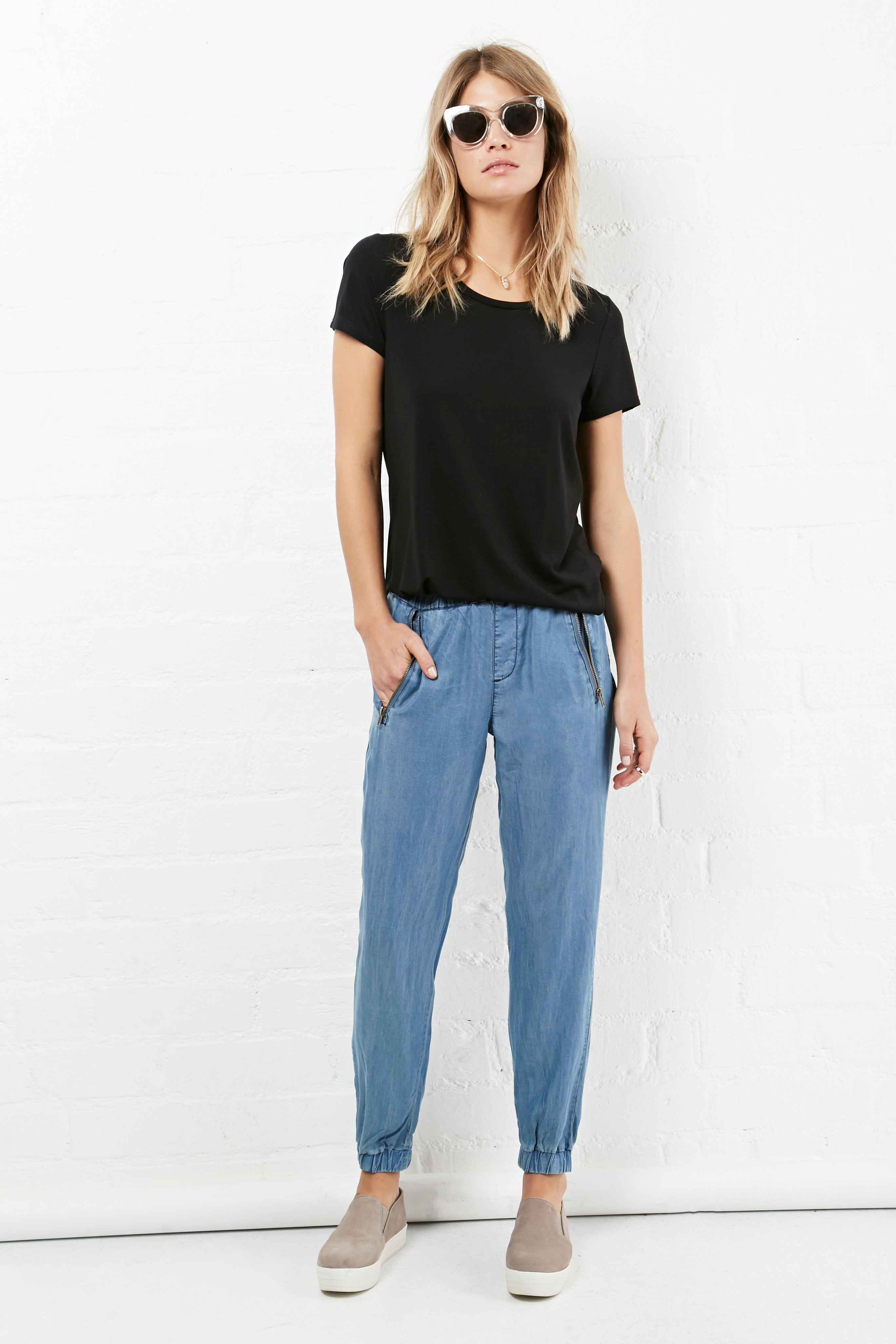 Velvet Heart Chambray Tencel Rena Pants