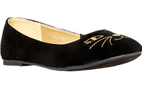 Black Cat Flats