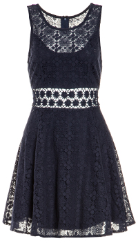 DAILYLOOK Lacy Daisy Dress