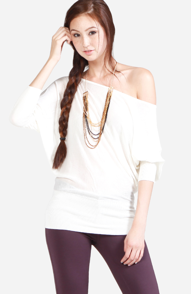 Slouchy Dolman Sleeve Top in Off-White | DAILYLOOK