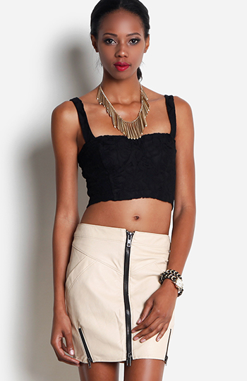 Lace Bustier Top in Black | DAILYLOOK