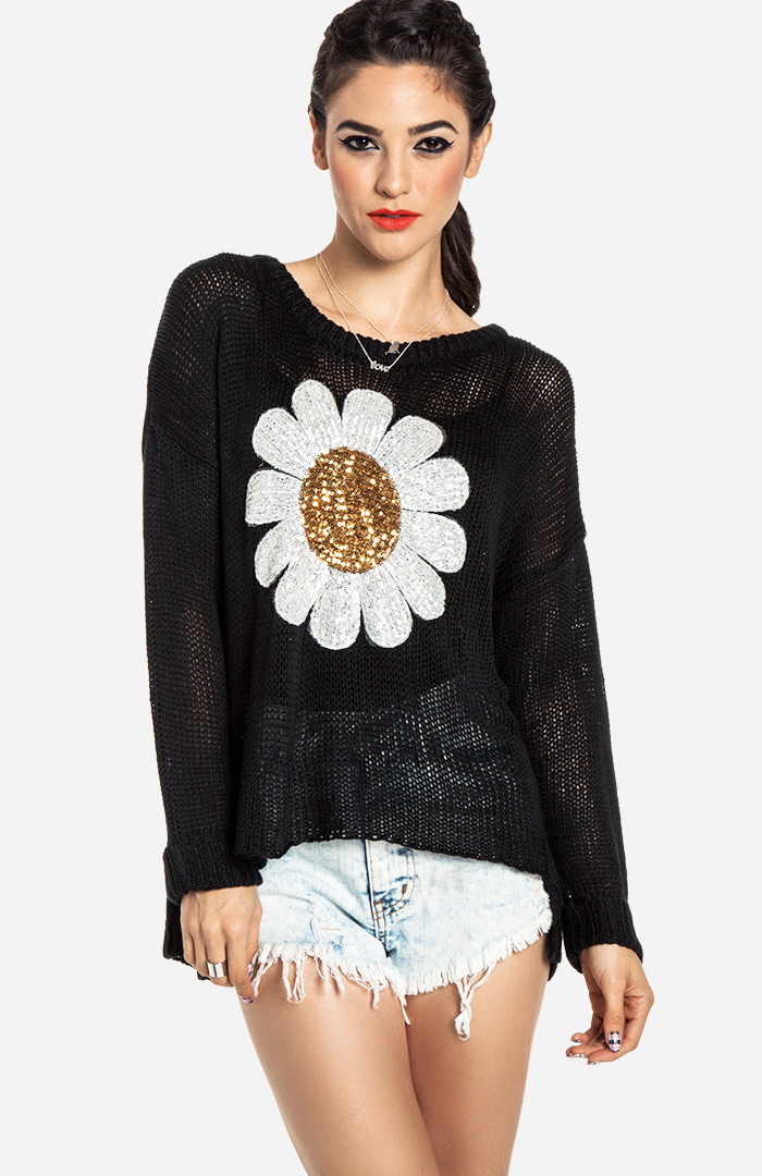 Sequined Daisy Sweater in Black DAILYLOOK