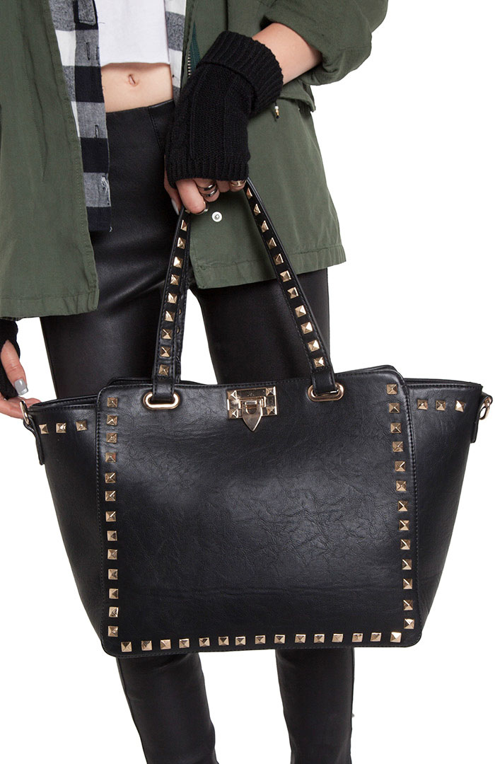 Nuts and Bolts DAILYLOOK