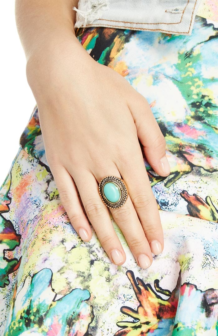 Throw Caution to the Winds DAILYLOOK