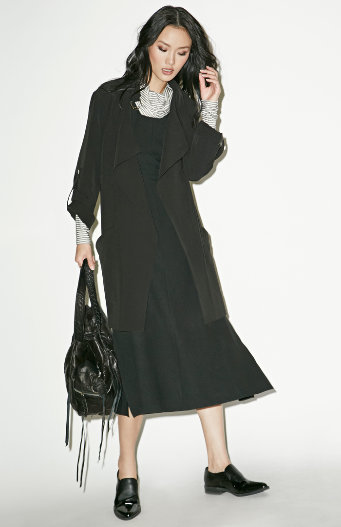 Cameron Cropped Trench Coat in Black | DAILYLOOK