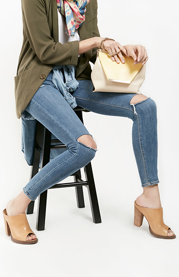 The Lovers Are Losing DAILYLOOK