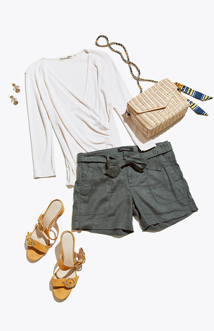 Flatlay 70 Slide 1