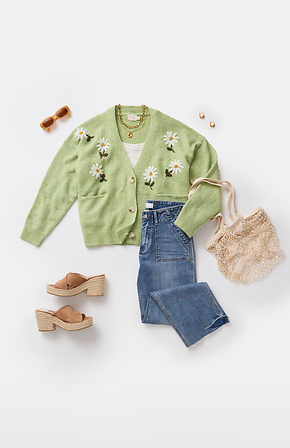 V-Neck Floral Cardigan in Green Multi S/M - L/XL | DAILYLOOK