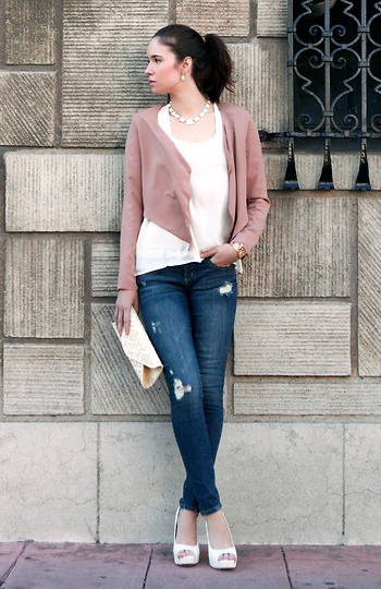 Feminine Dusty Rose Casual Walk Look by Nine Bird and Sace Slide 1
