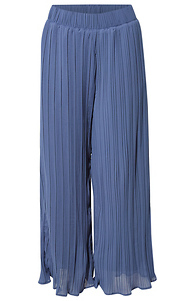 Pleated Cropped Pants Slide 1