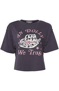 In Dolly We Trust Graphic Tee Slide 1