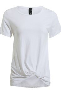Knot Twist Tee Slide 1